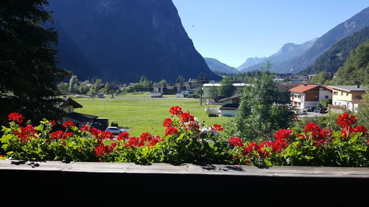Gasthof Pension Plattner Umhausen Eksteriør bilde